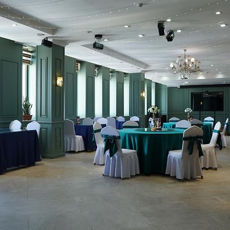 Ub Grand Hotel Ulán Bator Exterior foto